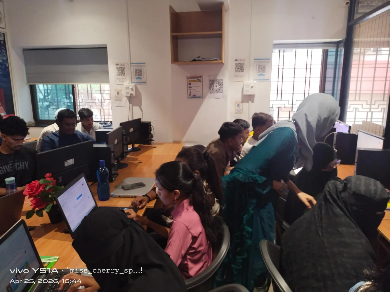 Data Science vs Full Stack Jobs in India 2025