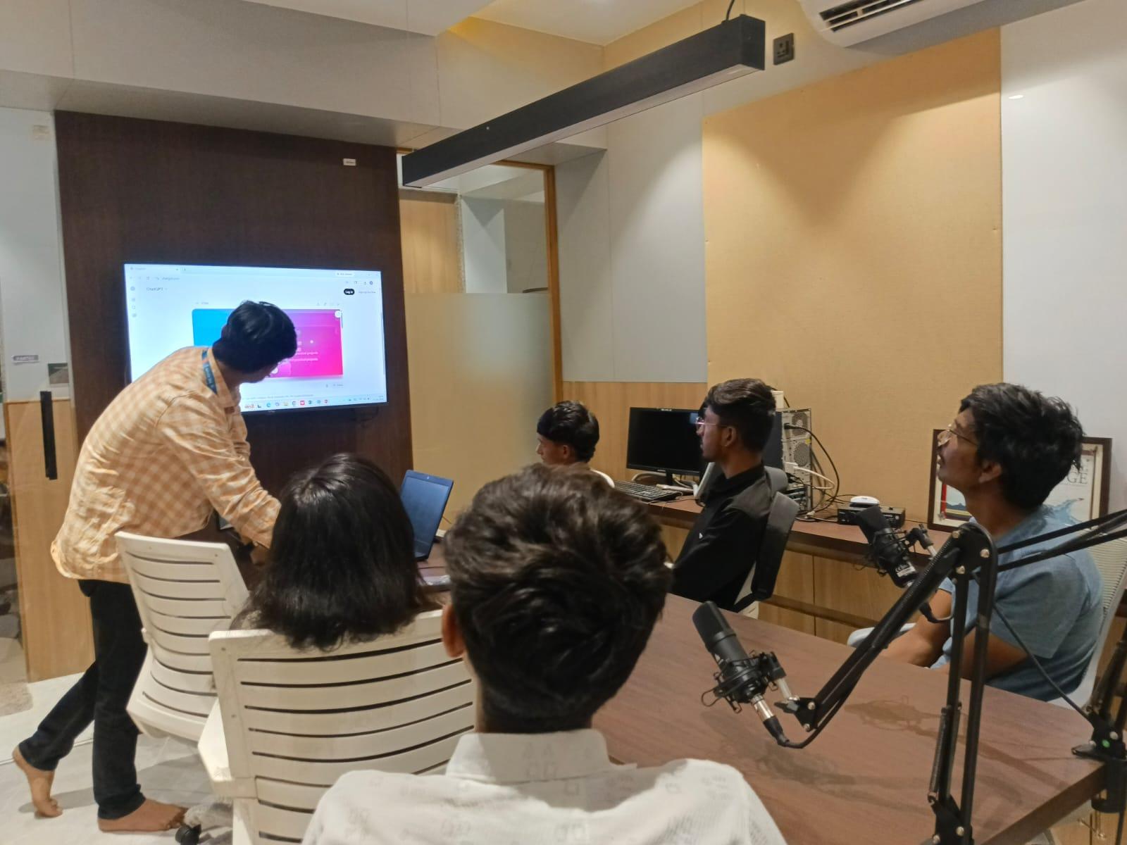 Full Stack Development Course in Sangli: MERN Stack vs Python Django — Which to Choose?