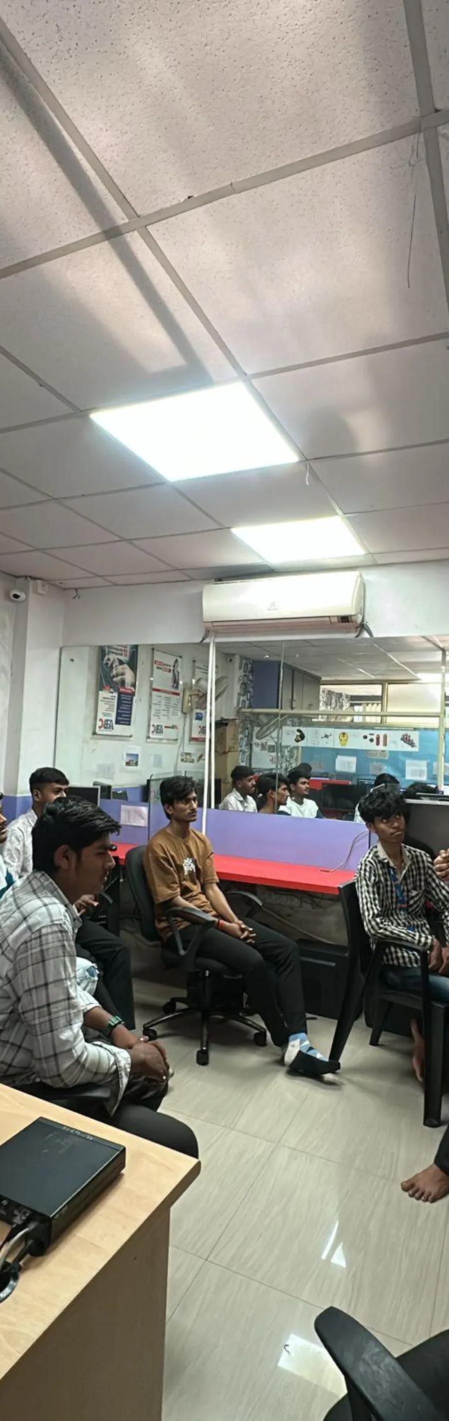 CAD Jobs Near Wagholi Pune 2026: Bajaj Akurdi 164+ Openings, Mercedes Chakan, Mahindra Ranjangaon Recruiter Map