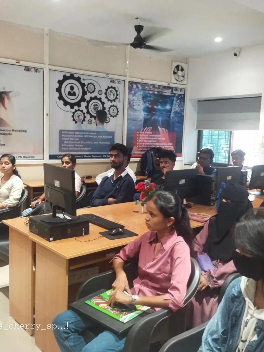Industry 4.0 Skills India Needs in 2026: From PLC Programming to Digital Twins