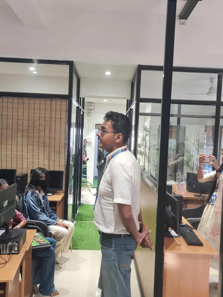 Java vs Python: Which to Learn First in Sangli? Updated May 2026